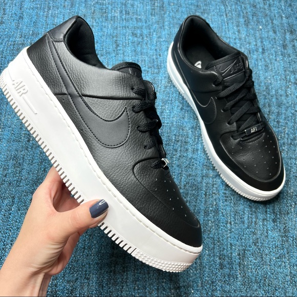 Nike Air Force 1 Sage Low Sneakers in Black White - Picture 1 of 7